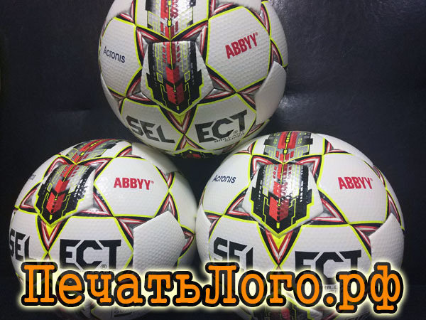 pechat-na-firmennyh-futbolnyh-myachah